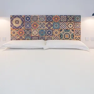 https://la-esfera-gaditana-confort-playa-y-parking.hotelsincadiz.net